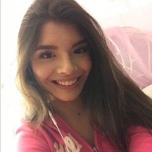 Meet your Posher, Jocelyn